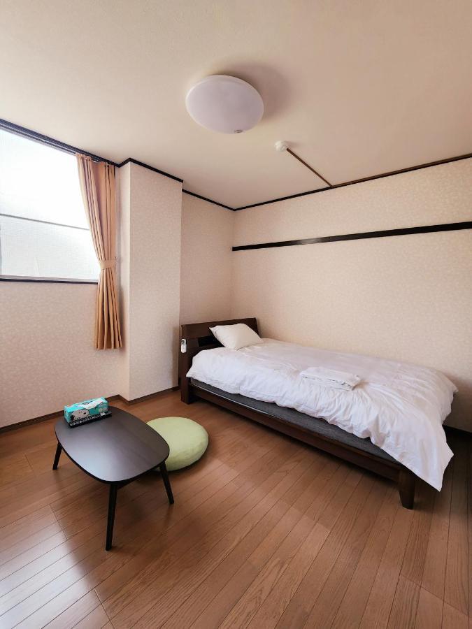 Minshuku Urbanly Hotel Matsumoto Exterior photo
